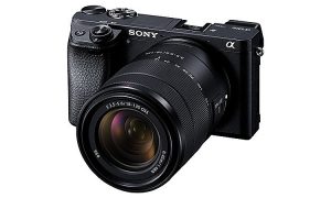 お手頃な一眼カメラをお探しの方に朗報!α6300が値下げです!