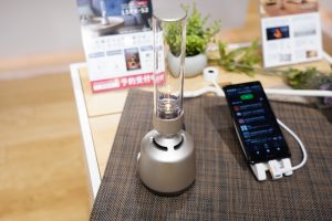 間接照明+ハイレゾスピーカー グラスサウンドスピーカー「LSPX-S2 」実機を触ってきました　質感よし！音よし！インテリアとしてもよし！