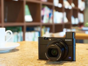 1.0インチ大型センサー搭載のコンデジ、サイバーショット『RX100M3』が5,000円の値下げです!