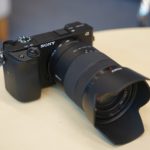 「ソニーα」一本目に選ぶレンズは単焦点が良いのか?それともズームなのか?あなたにあった選び方、オススメレンズ教えます!