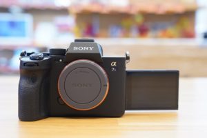 「α7SⅢ」開梱レポート!話題の最新動画向けフルサイズ一眼ミラーレスカメラ!