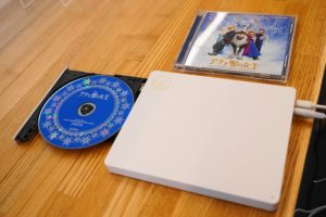 ウォークマンに直接ＣＤの音楽を入れられる！？ＣＤレコを試してみた！PCをいらずでラクラク音楽取り込み！